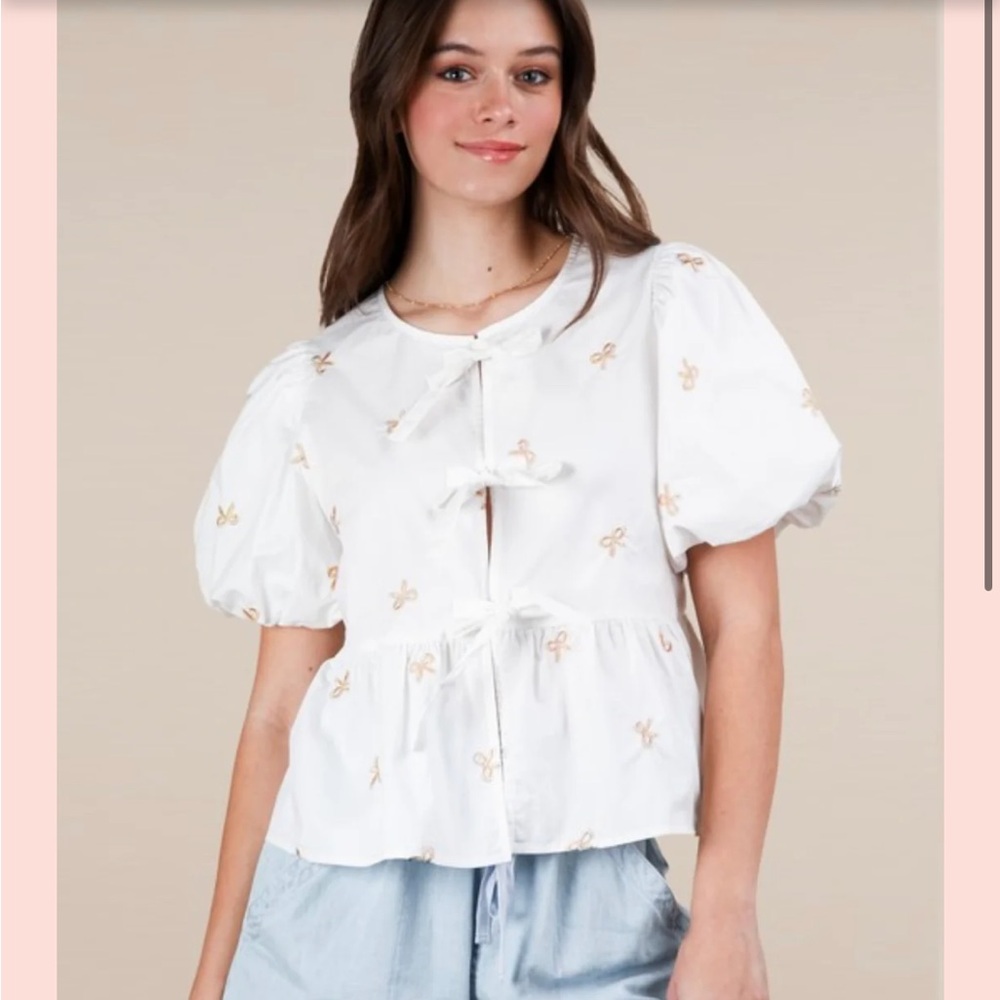 Elegant White Puff Sleeve Blouse with Bow Accents